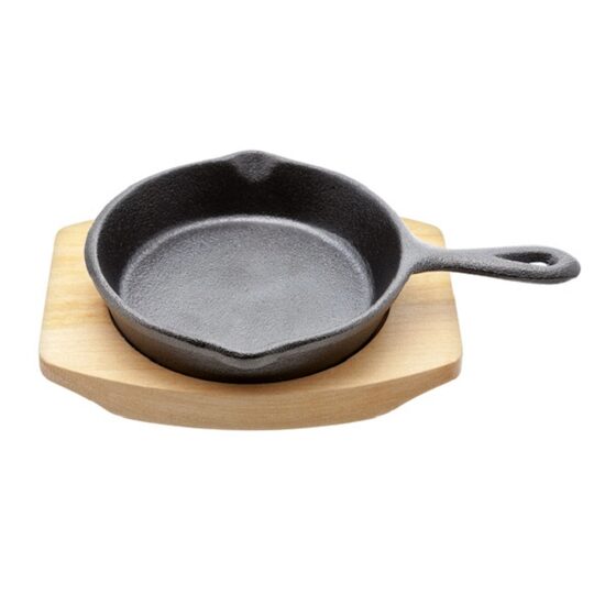 Cast iron frying pan with handle, 17cm with wooden coaster