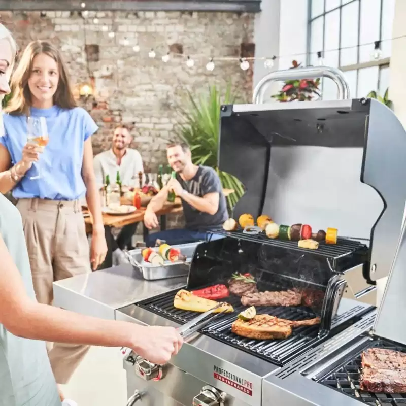 Gratar pe gaz din inox Char-Broil Professional Pro S2, grile din fonta, arzator cu gas lateral, TRU Infrared™
